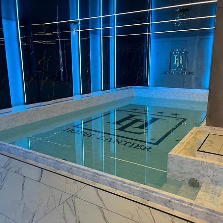 Hotel Lantier Wellness & Spa Битом Екстериор снимка