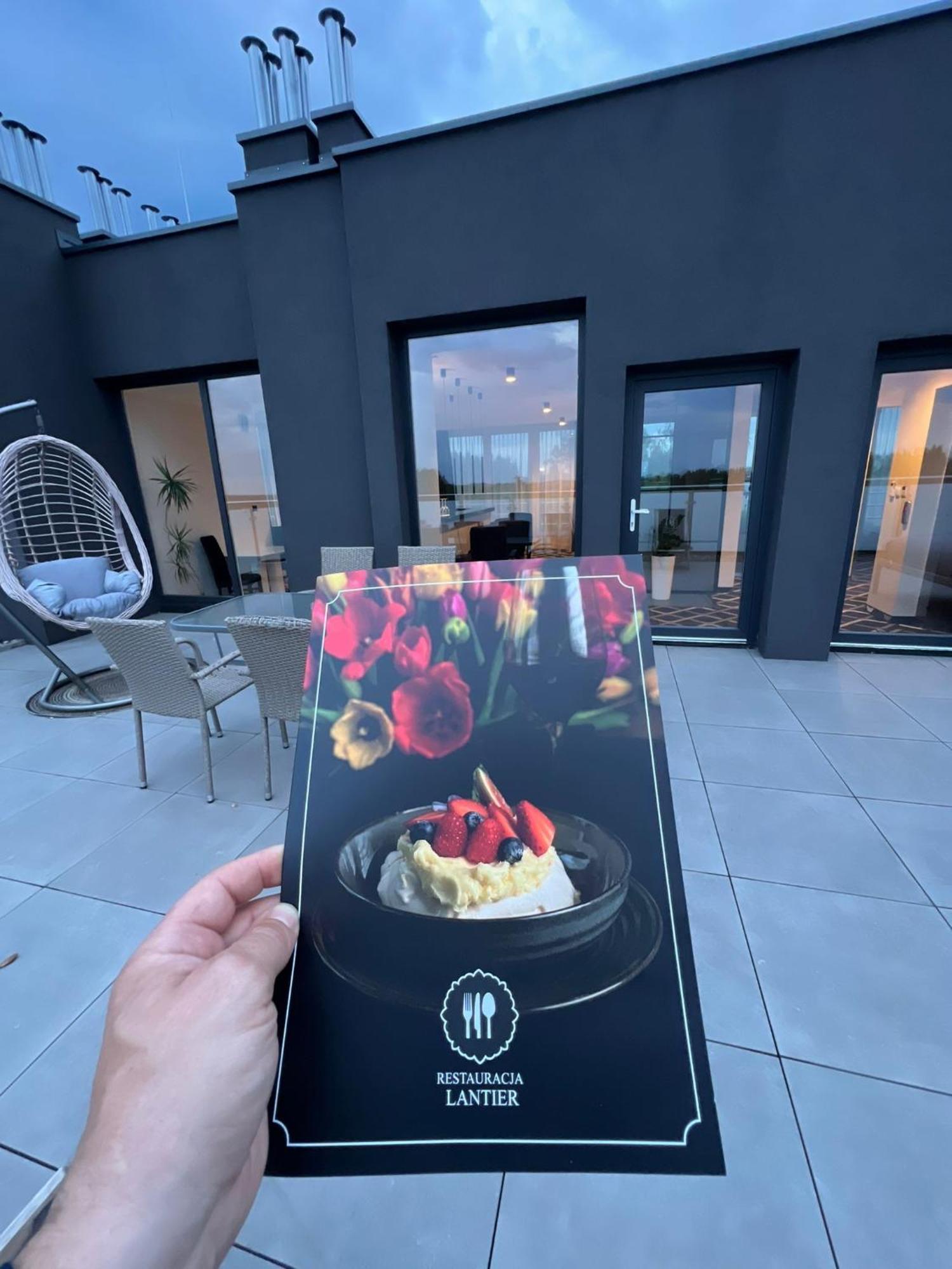 Hotel Lantier Wellness & Spa Битом Екстериор снимка