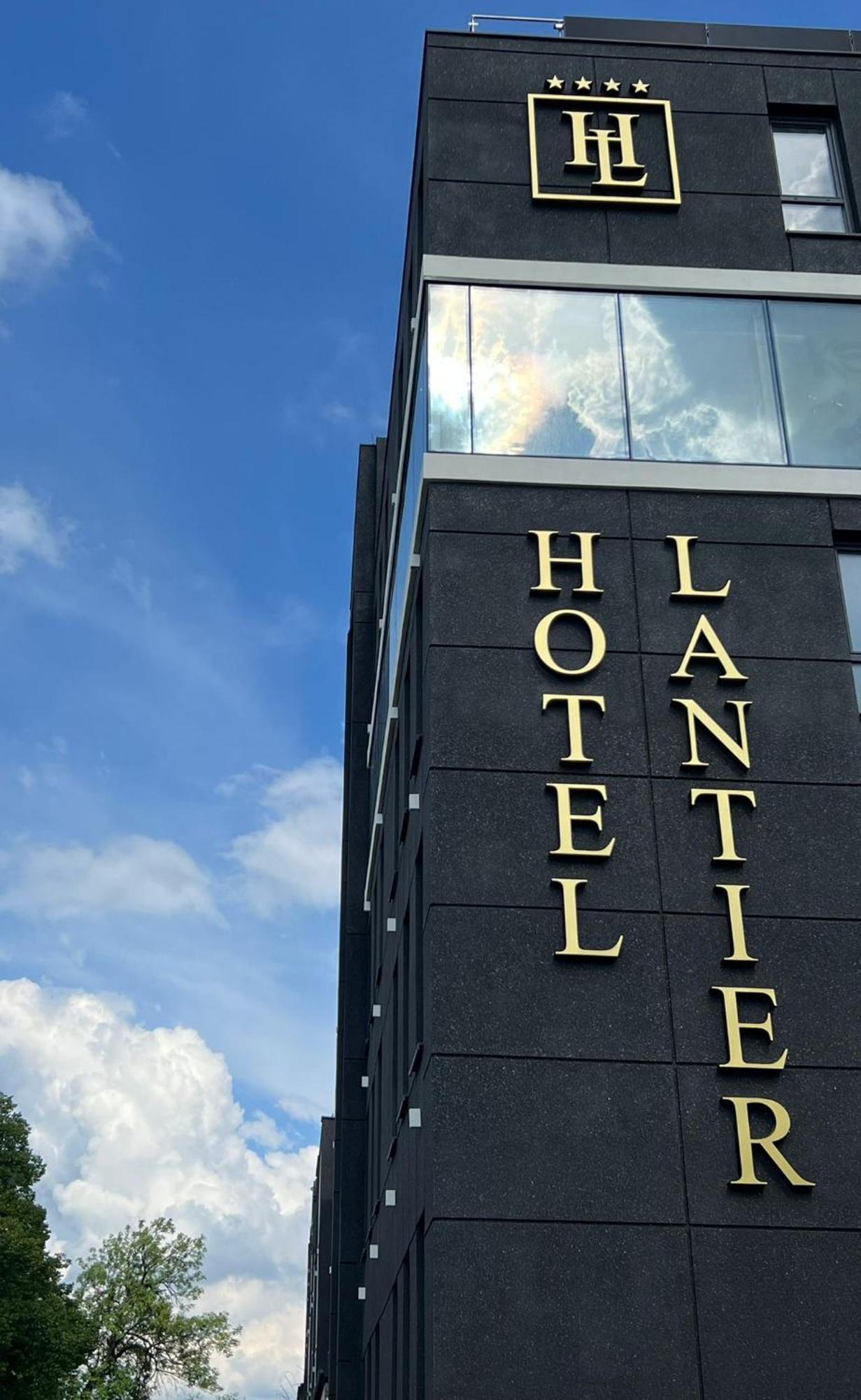 Hotel Lantier Wellness & Spa Битом Екстериор снимка