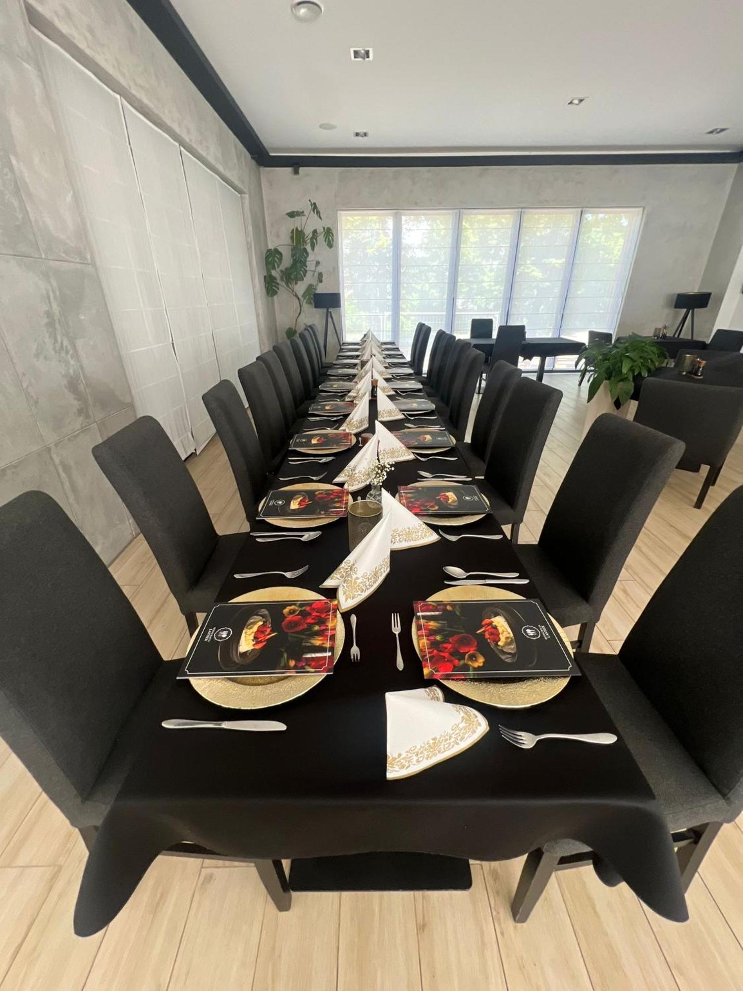 Hotel Lantier Wellness & Spa Битом Екстериор снимка