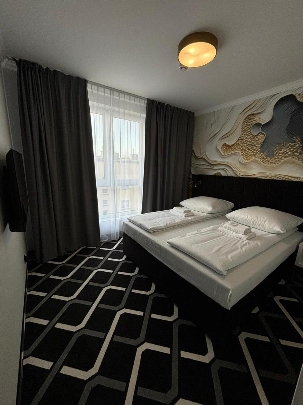 Hotel Lantier Wellness & Spa Битом Екстериор снимка