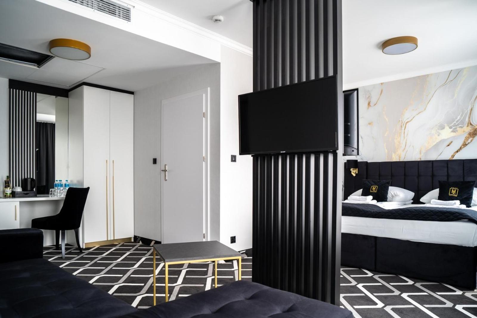 Hotel Lantier Wellness & Spa Битом Екстериор снимка
