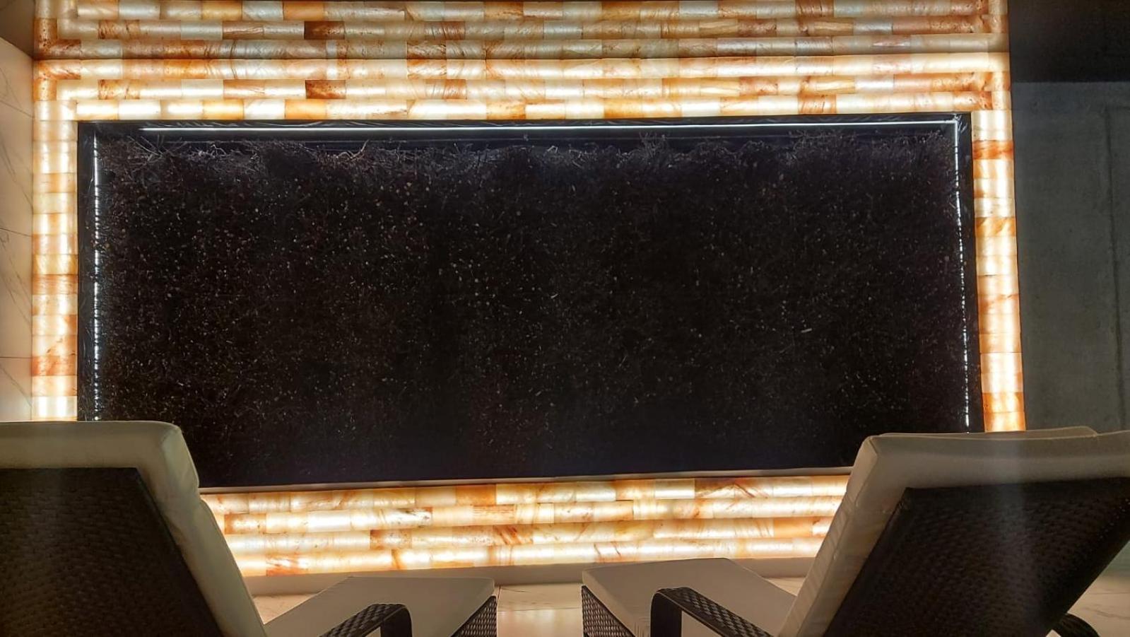 Hotel Lantier Wellness & Spa Битом Екстериор снимка